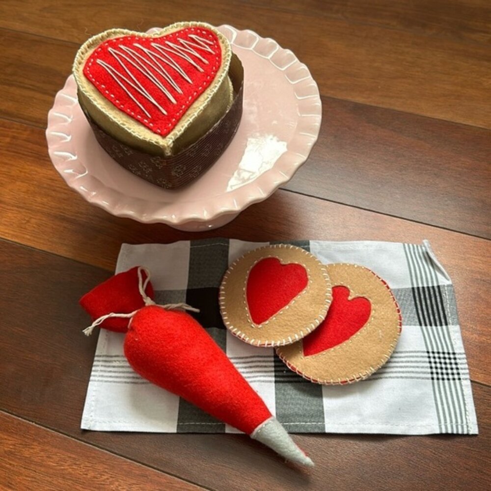 Valentines Day Themed Felt Play Food - Felt Cake, 2 Jam Cookies, 1 Piping Bag